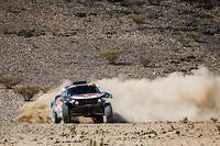 Tenant du titre, le pilote espagnol Carlos Sainz (X-Raid Mini JCW Team) s’est imposé lors de la première étape du Dakar 2021.
