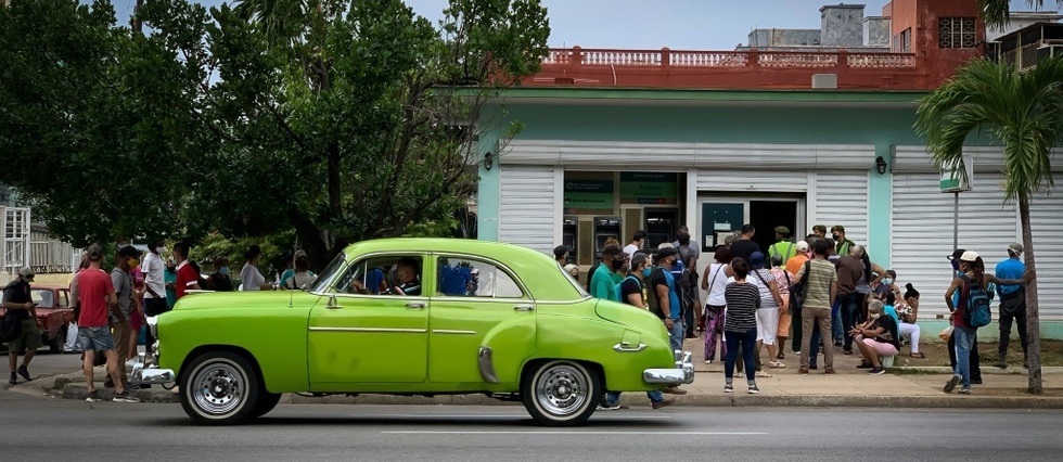 "Un changement brutal": les Cubains affoles face a l'envolee des prix