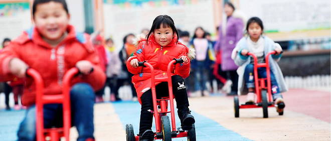 Un jardin d'enfants a Bijie, une ville du comte de Dafang, dans le sud-ouest de la Chine, le 24 decembre 2020. certaines familles viennent d'y emmenager apres avoir beneficie d'un progra
