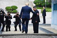 Donald Trump et Kim Jung-un dans la DMZ en juin 2019.
