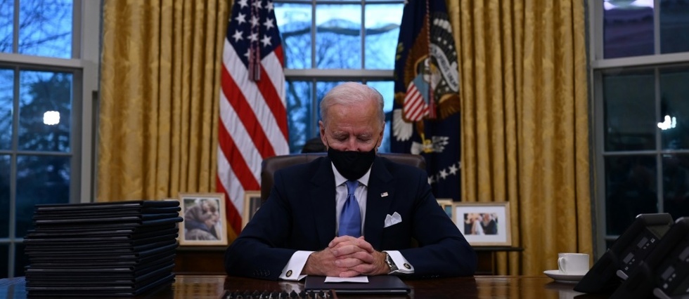 Joe Biden marque la rupture avec Trump a son arrivee a la Maison Blanche
