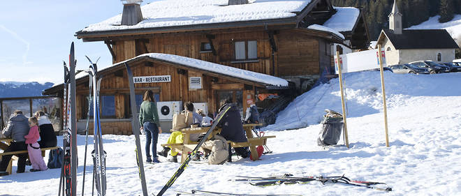 La station de La Clusaz, en decembre. Le groupe Azureva garde ses residences ouvertes, mais sans espoir de rentabilite.
