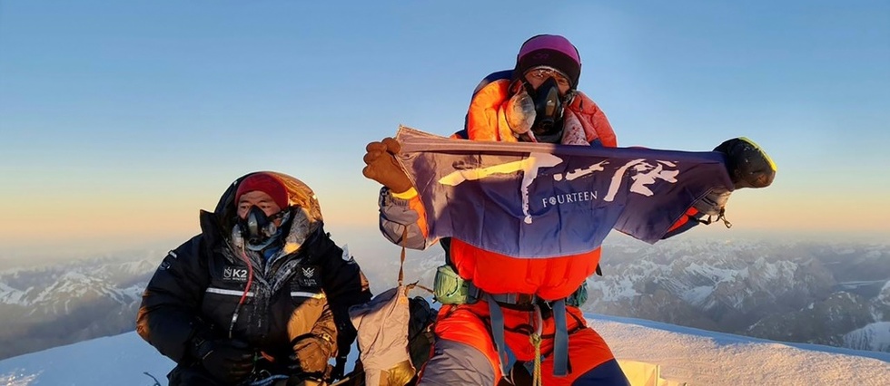 Apres la conquete de la "montagne sauvage", les alpinistes nepalais enfin en pleine lumiere