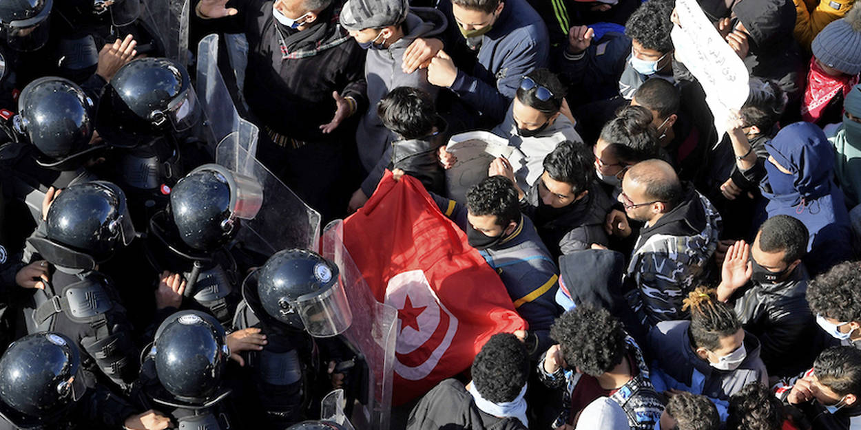 En Tunisie La Revolution Au Quotidien Le Point