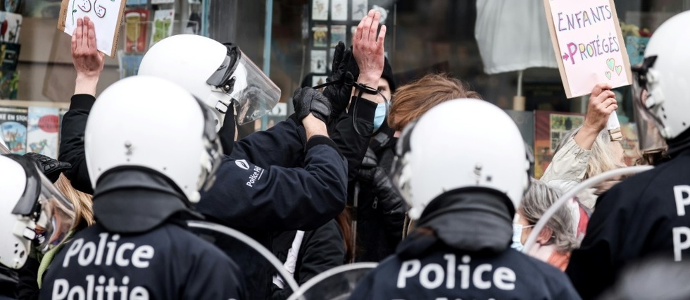 Arrestations a Bruxelles pour eviter des manifestations contre les mesures anti-Covid