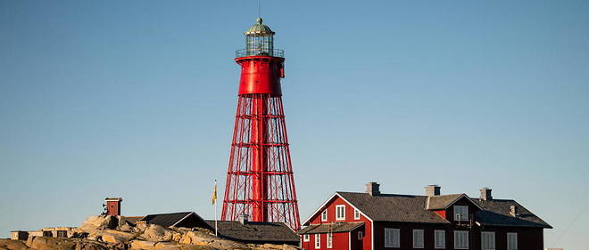 Le phare de Pater Noster, sur l'ile suedoise de Hamneskar, la ou Lisa Enroth passera la semaine.

