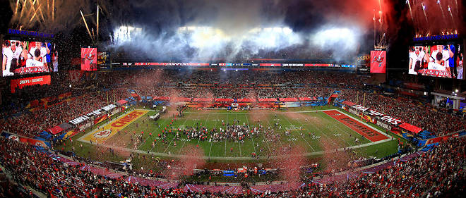 Dans la nuit de dimanche a lundi, Tampa Bay a remporte la 55e edition du Super Bowl.
