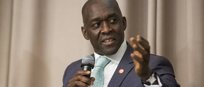Le Senegalais Makhtar Diop passe de la vice-presidence de la Banque mondiale en charge des infrastructures a la presidence de la Societe financiere internationale (SFI).
