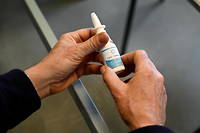 Le spray « COV-Defense », développé par Pharma & Beauty-Centrepharma et censé désactiver le virus, devait arriver dans les pharmacies dès le mois de mars.
