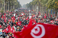Crise politique en Tunisie&nbsp;: Ennahdha bande les muscles