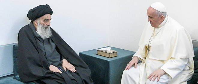 Le pape Francois a rencontre samedi la plus haute autorite religieuse du monde musulman chiite : le grand ayatollah Ali Sistani, surnomme le << pape des chiites >>.
