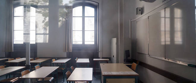 Une salle de classe.
