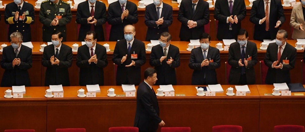 Pekin s'octroie un droit de veto sur les elections a Hong Kong