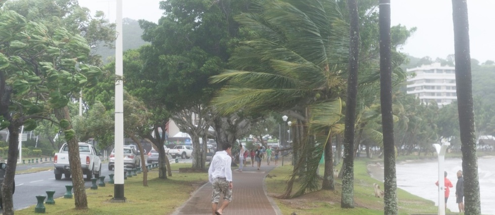 Cyclone en Nouvelle-Caledonie : degats materiels et un blesse