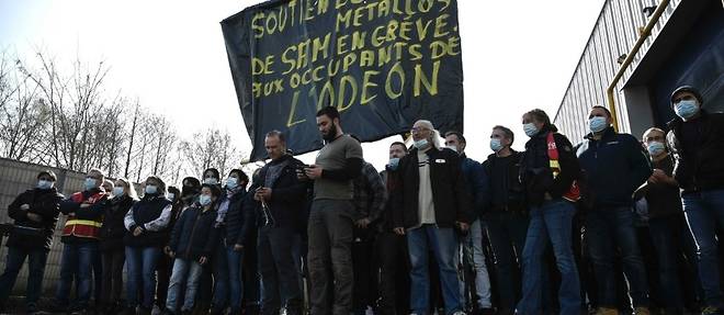 Dans l'Aveyron, des ouvriers occupent leur usine pour ne pas mourir