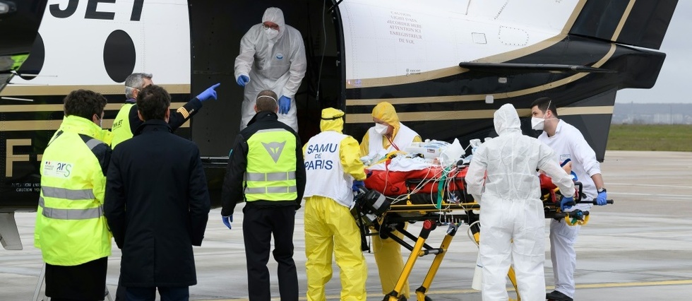 Covid-19: preparatifs d'evacuation "massive" de patients d'Ile-de-France