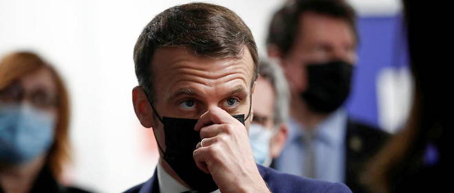 << Nous aurons a prendre dans les jours qui viennent sans doute de nouvelles decisions >> pour lutter contre l'epidemie, a prevenu Emmanuel Macron.
