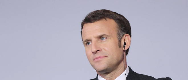 Tout Jupiter qu'il soit, Emmanuel Macron n'a plus le controle des horloges face au virus.
