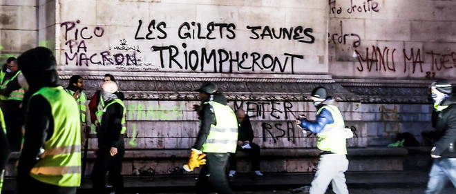 Les images de la << prise >> de l'Arc de Triomphe par des manifestants avaient fait le tour des medias et cree un immense emoi.
