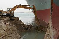 Canal de Suez: le fret maritime tr&egrave;s affect&eacute;, incertitude sur le d&eacute;blocage