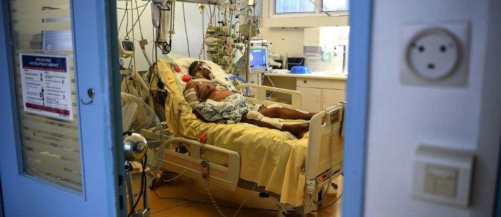 Covid: les soignants de "rea" s'inquietent d'un afflux de patients plus jeunes