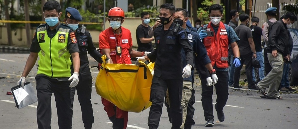 Indonesie: attentat suicide contre une cathedrale, les assaillants proches de l'EI