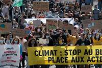 &quot;Forte mobilisation&quot; en France pour une &quot;vraie loi climat&quot;, &agrave; la veille de l'examen au Parlement
