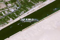 Canal de Suez&nbsp;: l'&laquo;&nbsp;Ever Given&nbsp;&raquo; remis &agrave; flot, le trafic reprend