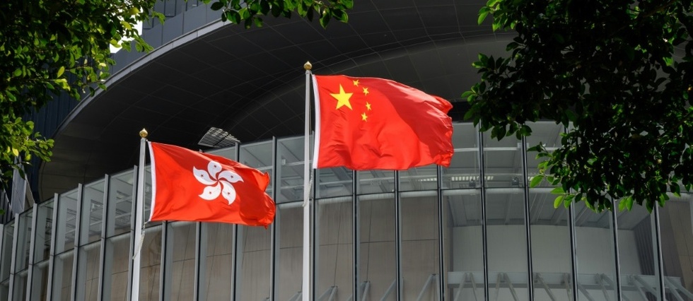 La Chine resserre son emprise sur le systeme electoral de Hong Kong