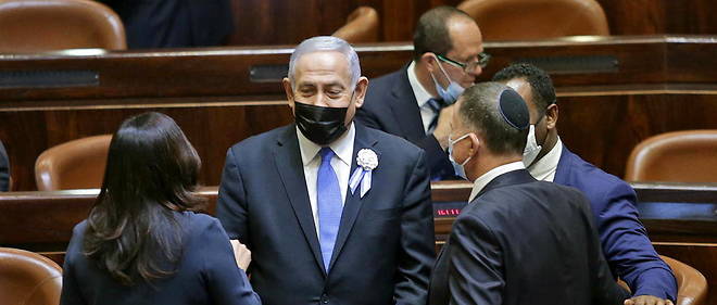 Benyamin Netanyahou lors de l'investiture de la Knesset, a l'issue des legislatives du 23 mars.  
