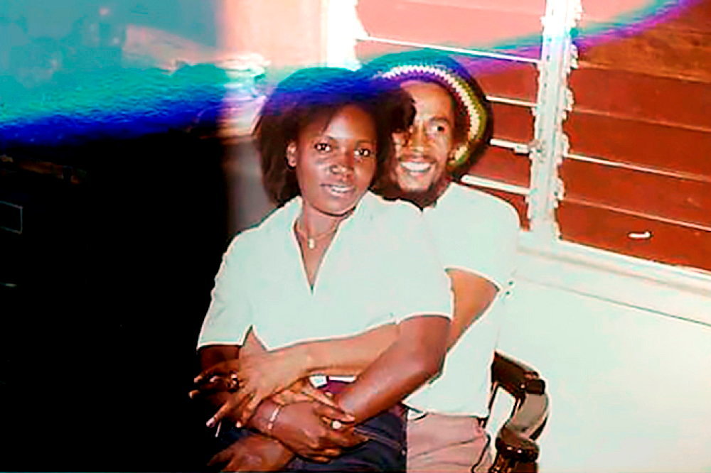
        Passion. Pascaline Bongo, le dernier amour de Bob Marley.