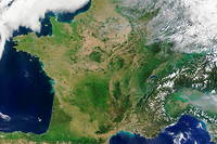 Vue satellite de la France, sous un ciel dégagé.
