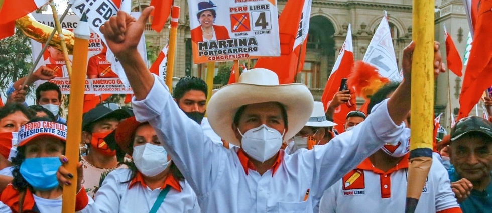Presidentielle au Perou: le novice Pedro Castillo et l'experimentee Keiko Fujimori