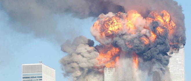 Les attentats du 11 septembre 2001 perpetres par Al-Qaida marquent l'entree dans le XXIe siecle.
