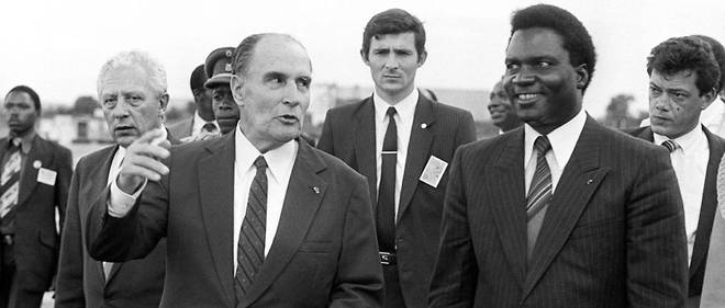 Francois Mitterrand et Juvenal Habyarimana a Kigali, le 10 decembre 1984.
