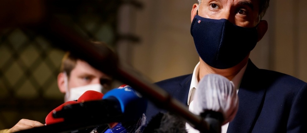 Covid: Faure (PS) critique "l'insoutenable legerete" de Macron