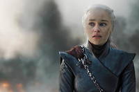 Daenerys Targaryen (Emilia Clarke), en plein <<  very bad trip >> . Le virage destructeur que beaucoup de fans n'ont pas pardonne aux showrunners de <<  Game of Thrones >> .
