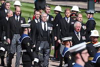 Le prince Charles, Harry et William lors des funerailles du prince Philip.

