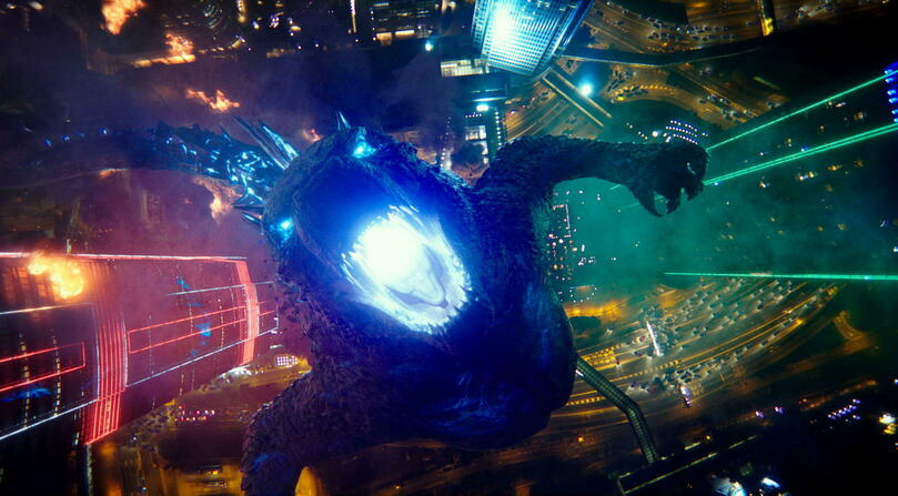 Godzilla s'éclate en boîte de nuit à Hongkong.
 ©  Warner Bros.