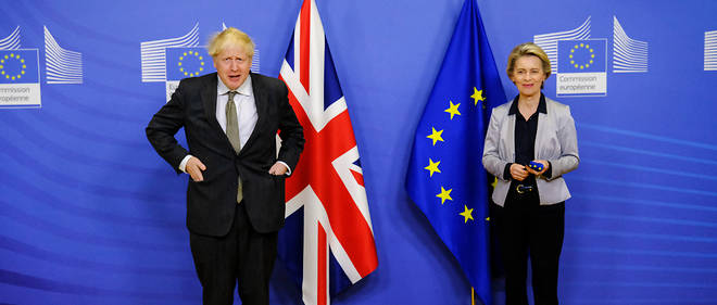 La presidente de la Commission europeenne Ursula von der Leyen et le Premier ministre britannique Boris Johnson en decembre 2020 a Bruxelles.
