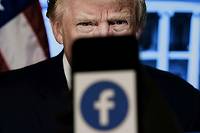 Le conseil des sages de Facebook confirme l'interdiction de Trump sur le r&eacute;seau social