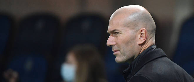 En conference de presse d'avant-match, Zinedine Zidane a ouvert la porte a un eventuel depart.
