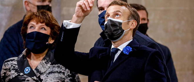 Emmanuel Macron et Roselyne Bachelot en novembre 2020.
