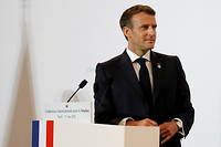 Emmanuel Macron ou la politique de gribouille