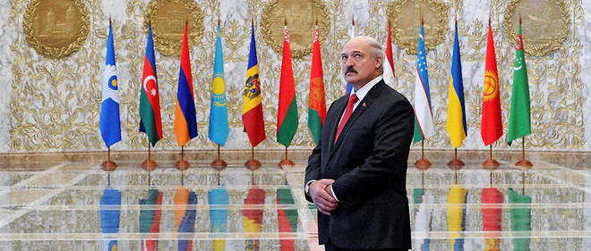 Alexandre Loukachenko regne en despote sur son pays de 10 millions d'habitants depuis 1994.
