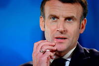 Emmanuel Macron&nbsp;: sa cote de popularit&eacute; grimpe &agrave; 48&nbsp;%