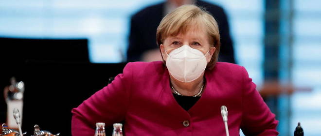 Angela Merkel, comme d'autres responsables europeens, aurait ete espionnee par la NSA entre 2012 et 2014. 
