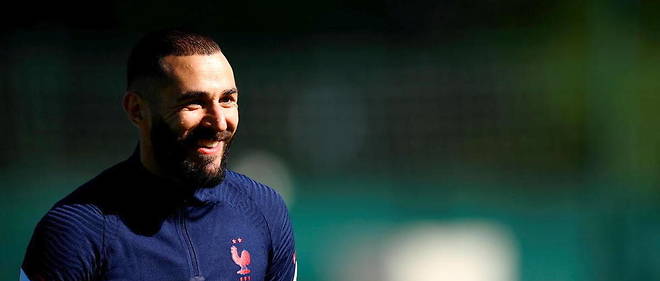 56 % des Francais interroges se disent favorables a la selection de Karim Benzema en equipe de France.
