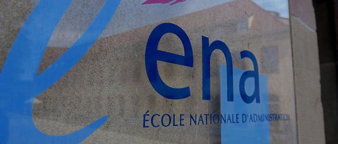 Emmanuel Macron a annonce debut avril que l'Institut du service public (ISP) allait prendre la suite de l'ENA le 1er janvier prochain.
