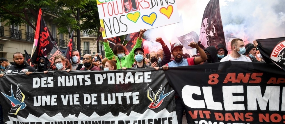 1.000 a 1.600 personnes dans les rues de Paris a la memoire de Clement Meric 1.000 a 1.600 personnes dans les rues de Paris a la memoire de Clement Meric